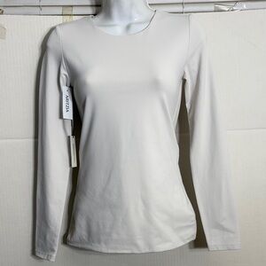 Aritzia Women's Off-White Long Sleeve Tee Original Contour Crew Hip Longsleeve